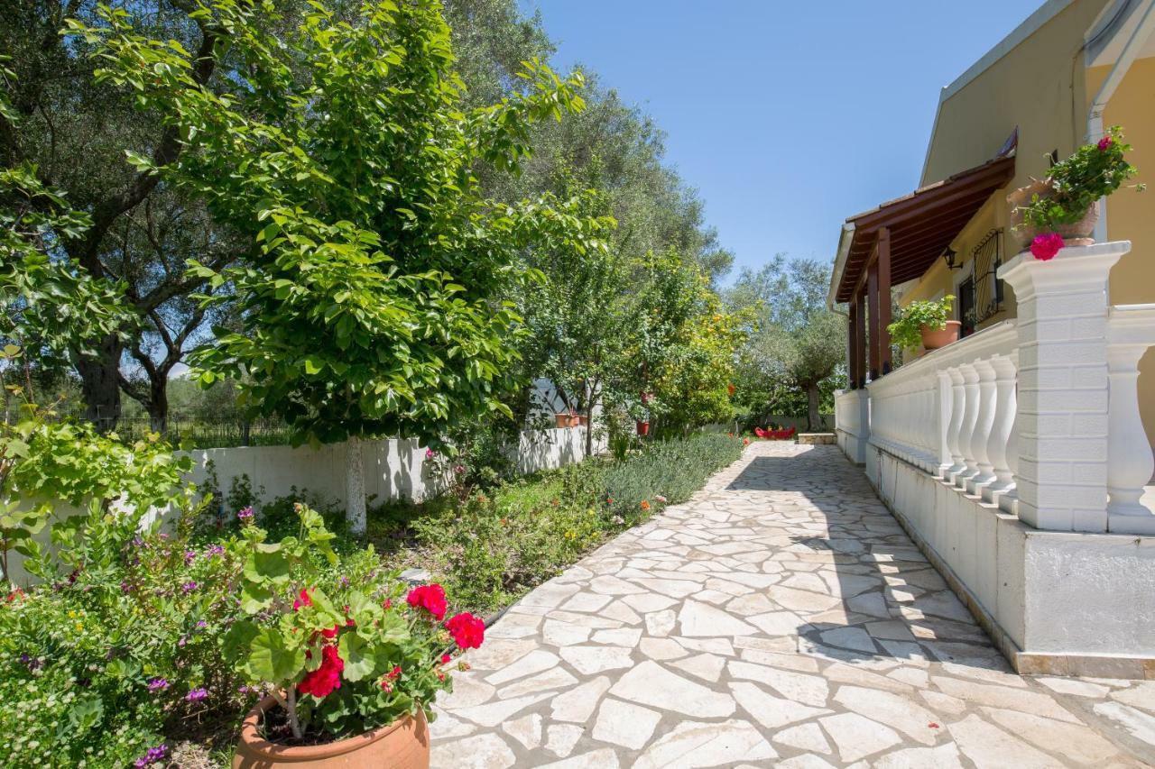 Kariá Holiday Home Lefkímmi Exteriér fotografie