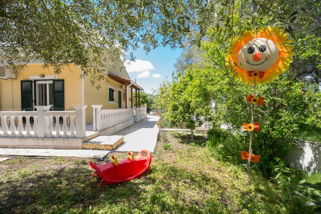 Kariá Holiday Home Lefkímmi Exteriér fotografie
